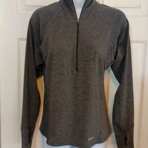 Patagonia thumb hole top